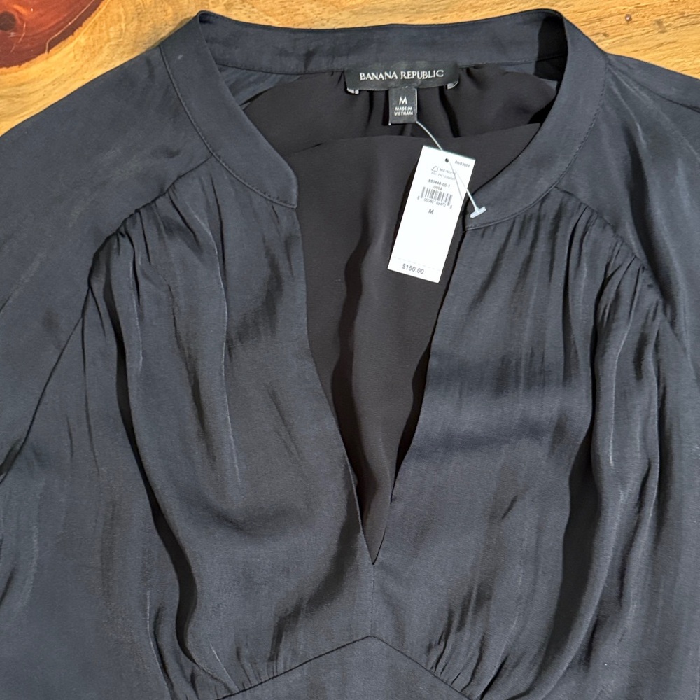 Banana Republic Black Long-Sleeve Pleated Waist Dress - Picture 2 of 9